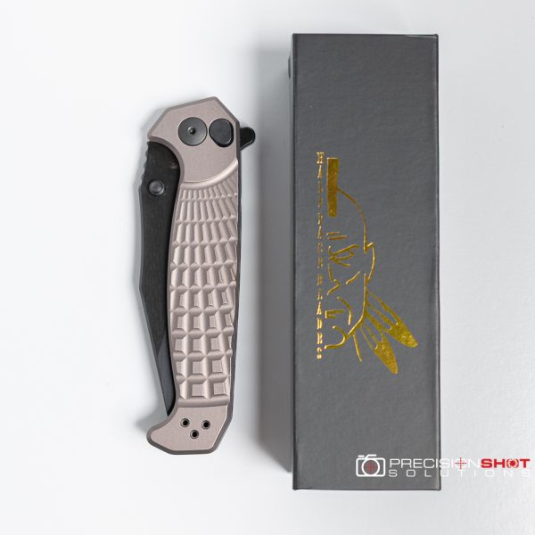 Half Face Blades Crow Folder, Anodized Gray Handle - Image 2