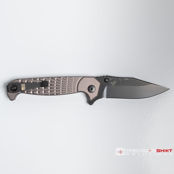Half Face Blades Crow Folder, Anodized Gray Handle - Image 5