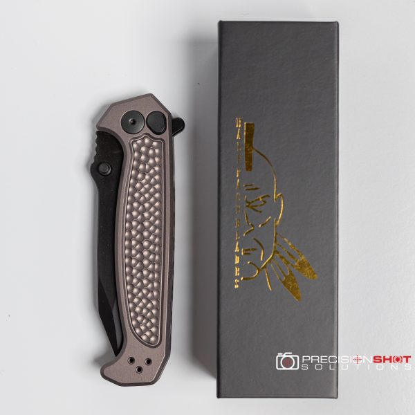 Half Face Blades Disaster Folder, Anodized Gray Aluminum Handle - Image 2
