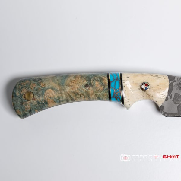 Half Face Blades Beef Harpoon, Giraffe bone/turquoise/dyed buckeye with Patriot pin - Image 4