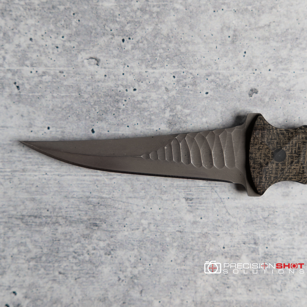 Half Face Blades Combat Fillet, Black Burlap Micarta, Carbon Fiber Pins - Image 6